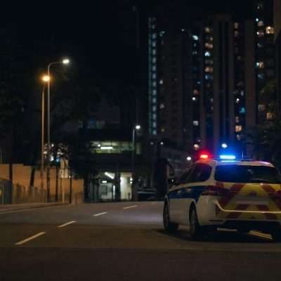 警察截查點應對？香港市民街上被截停查問嘅6個實用重點